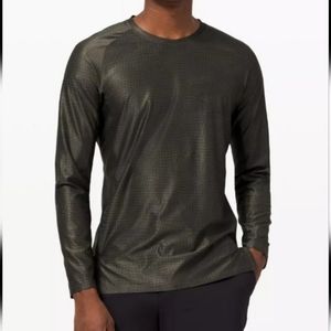 Lululemon L/XL license to rain